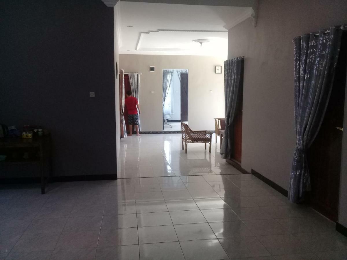 Cinnamon Guest House Bajawa Exterior foto
